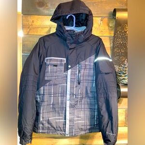 Columbia Jacket says size 18/20 but it fit like small Men’s